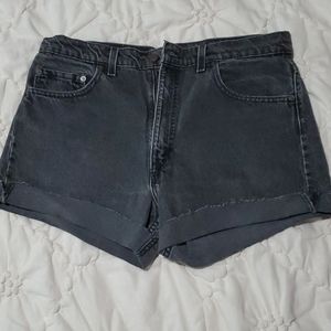 Levis 505 cut off shorts
